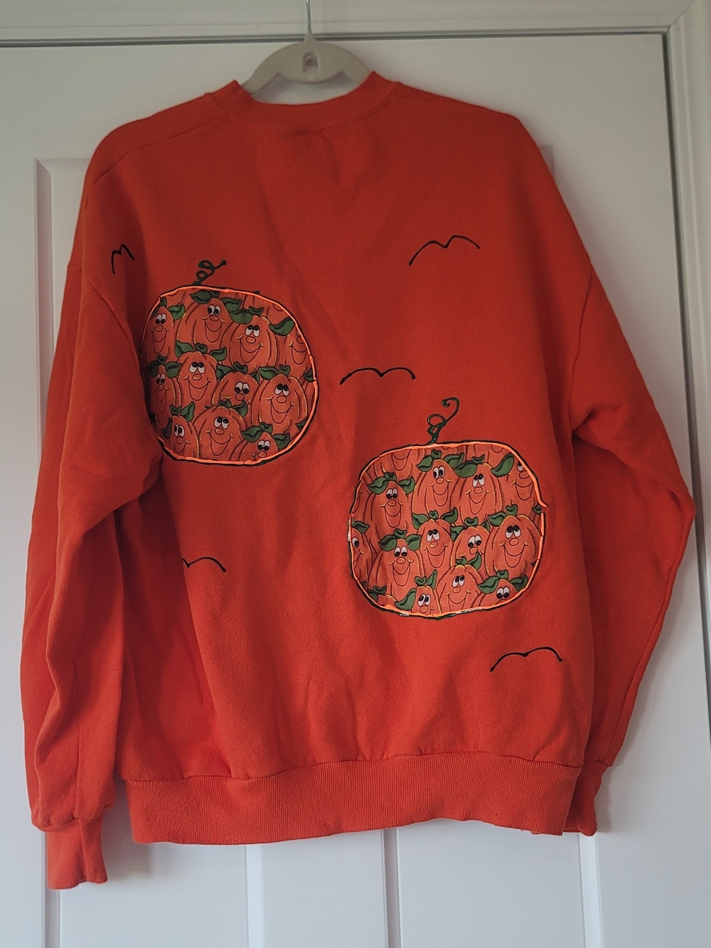 1995 Vintage Jerzees Orange Crewneck Sweatshirt With Homemade Pumpkin Graphics - Picture 7 of 11